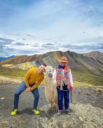 best Palccoyo Rainbow Mountain Tour with go treks peru