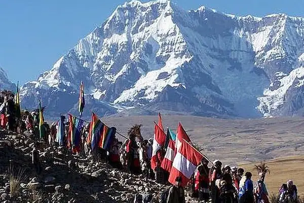 people celebrating what is the Qoyllur Rit'i